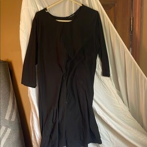 Elegant Black Dress with 3/4 Sleeves